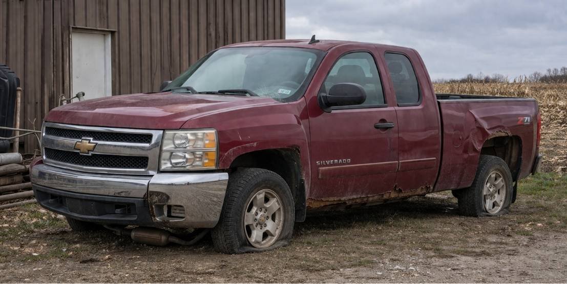 2007 Chevrolet Silverado pickup truck with intact catalytic converter purchased for $1,640 cash in Oak Creek Wisconsin